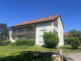 Ansicht West - 1 Zimmer Mehrfamilienhaus, Wohnhaus zum Kaufen in Eschenbach