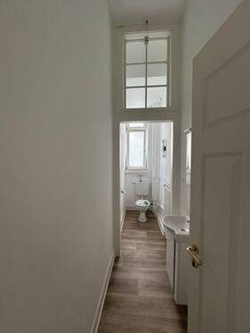 WC - 