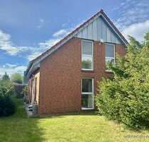 Rendsburg- Familienfreundliches EFH, hell, modern geschnitten und top gepflegt