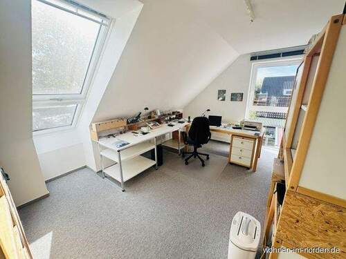 Zimmer 3 - 
