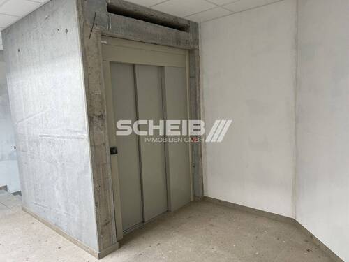 per Aufzug erreichbar - 