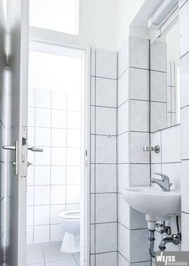 WC - 