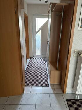 Eingangsflur - Reihenendhaus mit 123,00 m² in Groß-Umstadt zum Kaufen