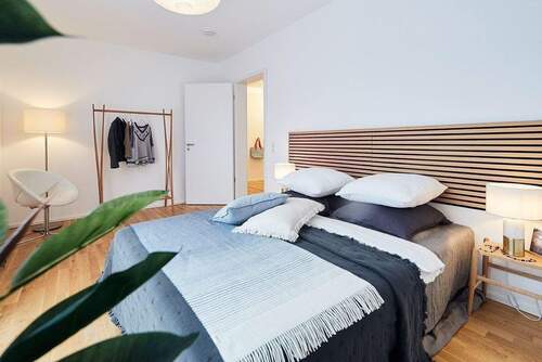 Schlafzimmer - Stilvoller Wohnluxus - 4.Zi.-Whg - Bezugsfertig mit KfW - 1. Obergeschoss mit Balkon