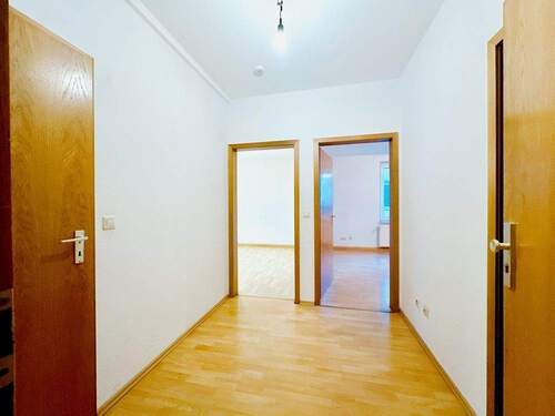 Diele - 2 Zimmer Etagenwohnung zur Miete in Bielefeld / Ost