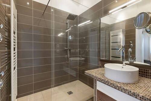 Badezimmer Hochparterre - 