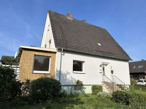 Gartenseite - 6 Zimmer Mehrfamilienhaus, Wohnhaus zum Kaufen in Lotte