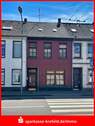 Außenansicht - Sanierungsbedürftiges Reihenmittelhaus