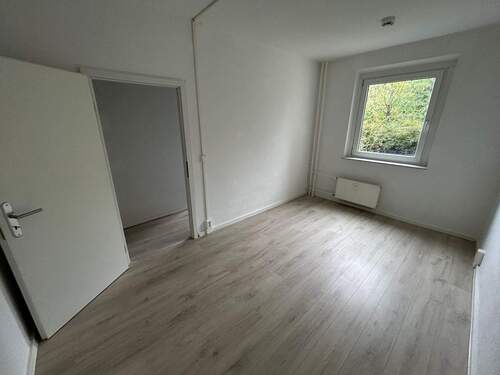 Schlafzimmer - Etagenwohnung mit 64,50 m² in Magdeburg zur Miete