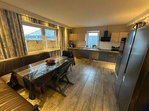 Küche - 6 Zimmer Einfamilienhaus in Ostrhauderfehn
