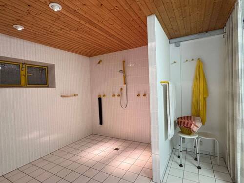 19. Duschbereich UG.jpg - 