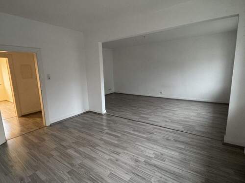Wohnraum - 3 Zimmer Etagenwohnung zur Miete in Bielefeld