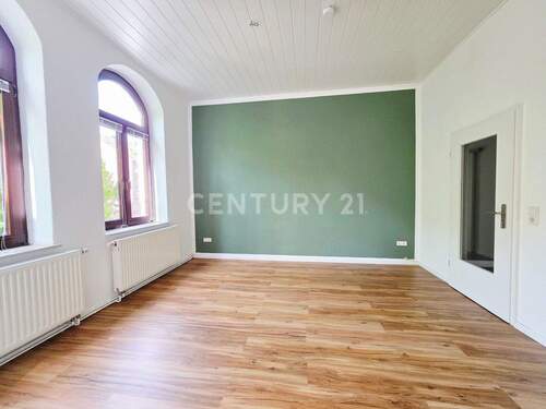 Wohn/-Esszimmer - 