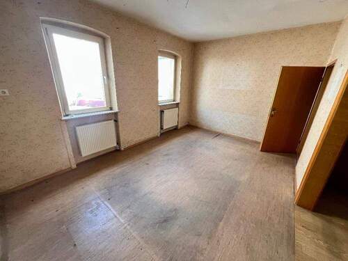 Lesezimmer - 6 Zimmer Mehrfamilienhaus, Wohnhaus in Wörrstadt