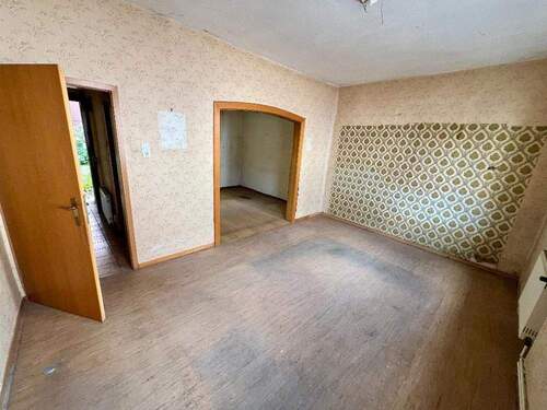 Lesezimmer - Mehrfamilienhaus, Wohnhaus mit 121,00 m² in Wörrstadt zum Kaufen