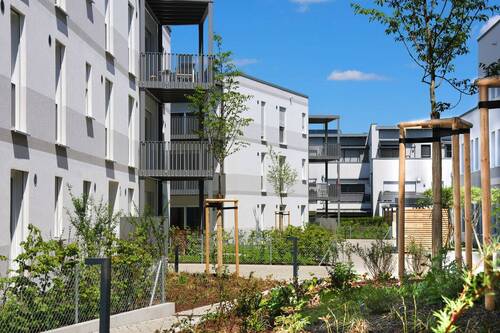 Innenhof - 4 Zimmer Etagenwohnung zum Kaufen in Neumarkt in der Oberpfalz