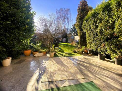 Gartenansicht - 1 Zimmer Mehrfamilienhaus, Wohnhaus in Gelsenkirchen