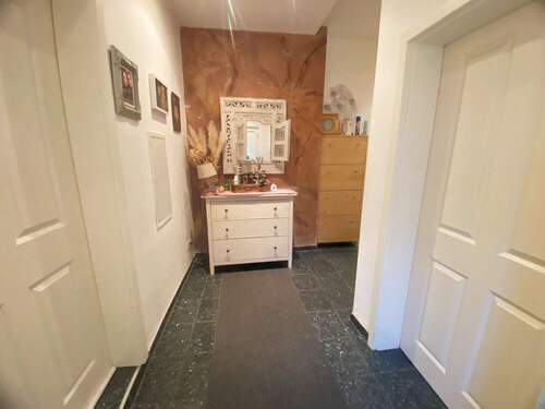 Eingangsbereich - Mehrfamilienhaus, Wohnhaus mit 300,00 m&sup2; in Gelsenkirchen zum Kaufen