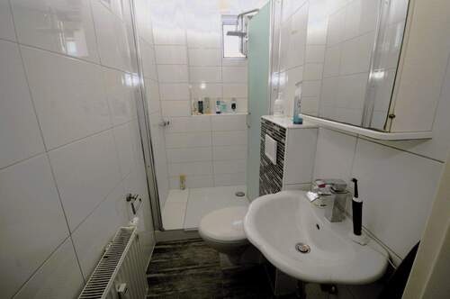 Tageslichtbad mit Dusche - 