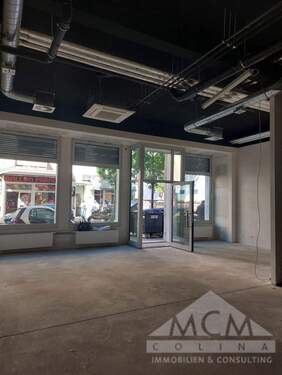 Eingang - @MCM - Innovative Büro- Praxis-Ladenfläche in zentraler Lage!