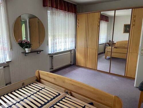Schlafzimmer (OG) - 