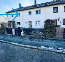 !!Vermietetes!! Charmantes Reihenmittelhaus in Nürnberg - Großzügig und gut angebunden mit Garage.