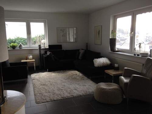 Wohnen - 6 Zimmer Einfamilienhaus zum Kaufen in Hahnstätten