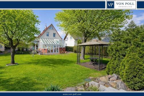 Titelbild (KI bearbeitet) - Großzügiges Gartenrefugium mit Pool, Sauna und lichtdurchflutetem Wintergarten