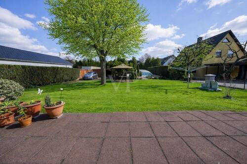 Terrasse Blick zum Garten - 