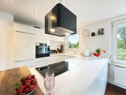 offene Küche EG - 6 Zimmer Mehrfamilienhaus, Wohnhaus in Tuttlingen