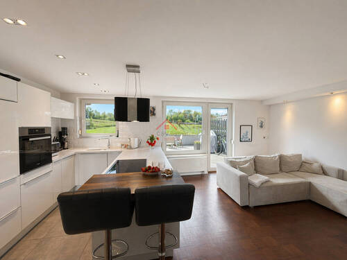 Küche mit Wohnbereich - 