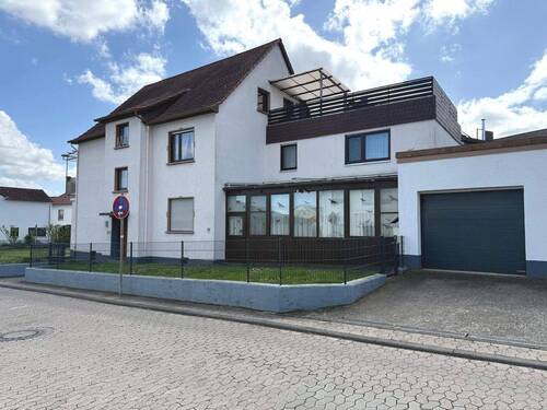 Ansicht zum Objekt - 3 Familienhaus , Bad Kreuznach Winzenheim mit Bauplatz
