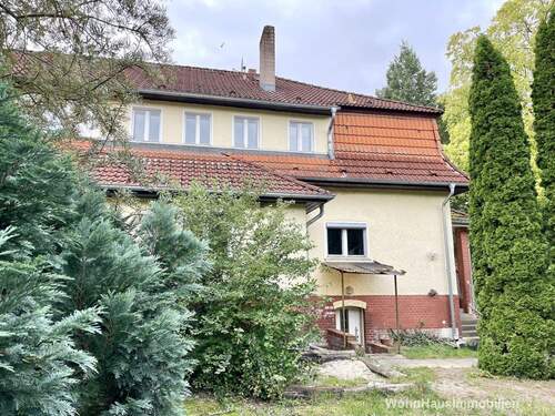Herrliches Stadthaus in Eichwalde - Einfamilienhaus mit 191,00 m² in Eichwalde zum Kaufen