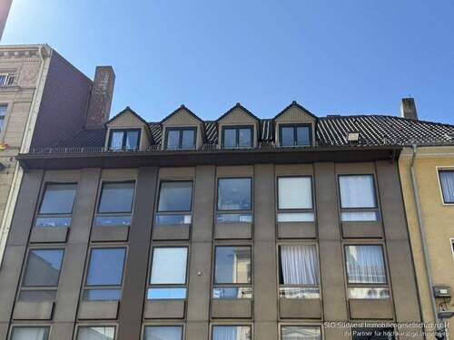 Hausansicht - MFH 11 Wohnungen 3 Läden für Investoren direkt in AA-Lage direkt Fußgängerzone Karlsruhe.