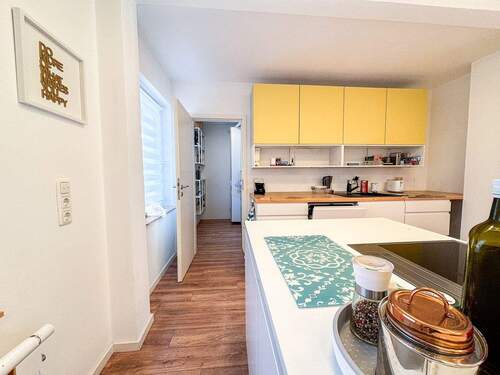 11 Kochinsel:Speisekammer - 