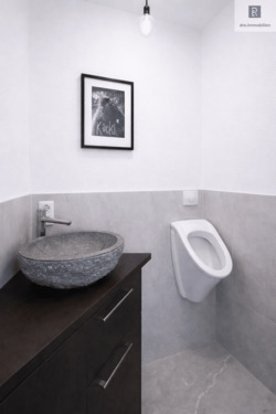 Waschtisch mit Pissoire - 