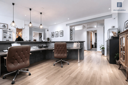 Großer Empfangsbereich - 6 Zimmer Gewerbeobjekt (Büro, Produktion, Verkauf) in Bergisch Gladbach