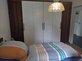 Schlafzimmer mit 2 Betten - 