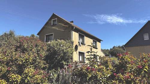 Straßenansicht - 4 Zimmer Einfamilienhaus in Frankenberg