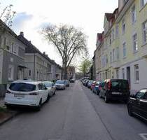 Attraktive helle Wohnung in ruhiger Seitenstraße, 2 Zimmer und Wintergarten - Essen Steele