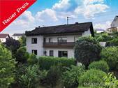 Bild 1 - NEUER PREIS: Weitblick inklusive - Einfamilienhaus eingebettet von Grün in Niederlinxweiler!