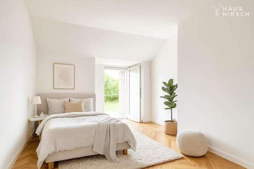 DG Schlafzimmer mit Zugang auf Balkon - Beispiel Foto fertig renoviert - 