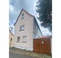 Ländliches Wohnhaus in Apolda OT Nauendorf - Ideal für Familien mit Blick auf das Wesentliche