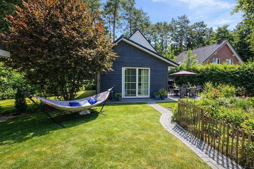 Hinterer Garten EFH - 