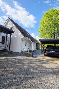 Vorplatz EFH - Einfamilienhaus mit 230,00 m&sup2; in Buchholz in der Nordheide zum Kaufen