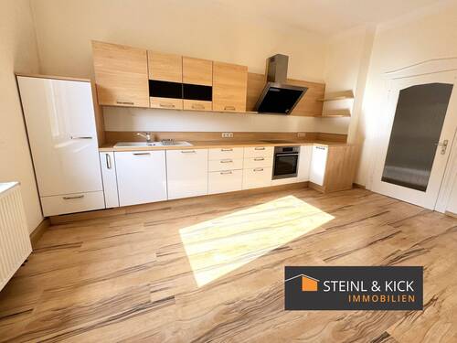 Wohnung im 1. OG - Großzügige 2,5-Zimmer-Wohnung in Altstadtnähe