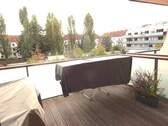 Terrasse mit Ausblick/möbelierungsbeispiel - 