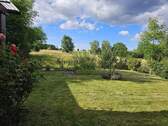 Gartenblick neben Terasse - 