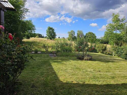 Gartenblick neben Terasse - 