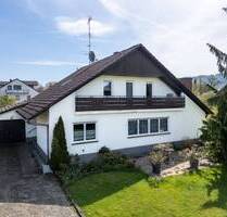Wohnen im Grünen: Einfamilienhaus mit großem Garten und freiem Blick - Rielasingen-Worblingen / Arlen